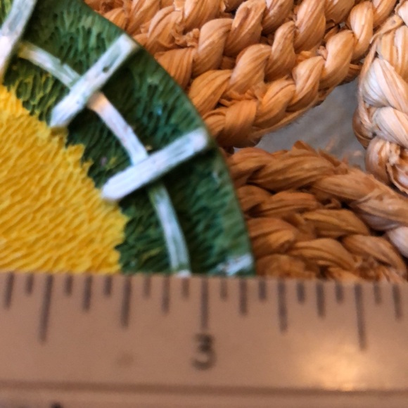 Hermitage Pottery miniature resin tea set - Picture 9 of 9